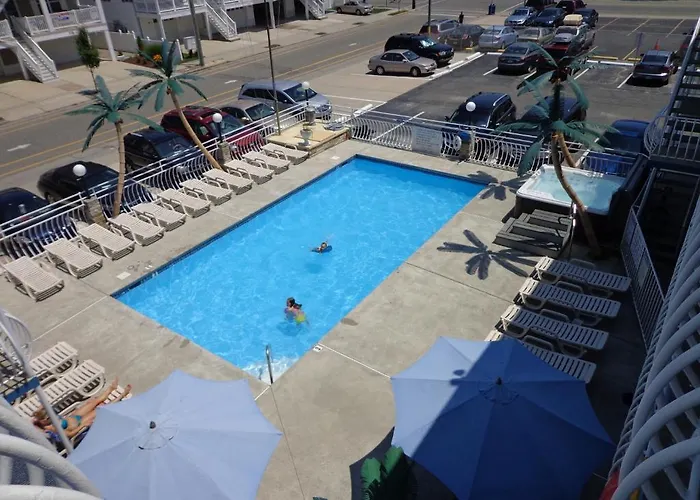 Quarterdeck Motel