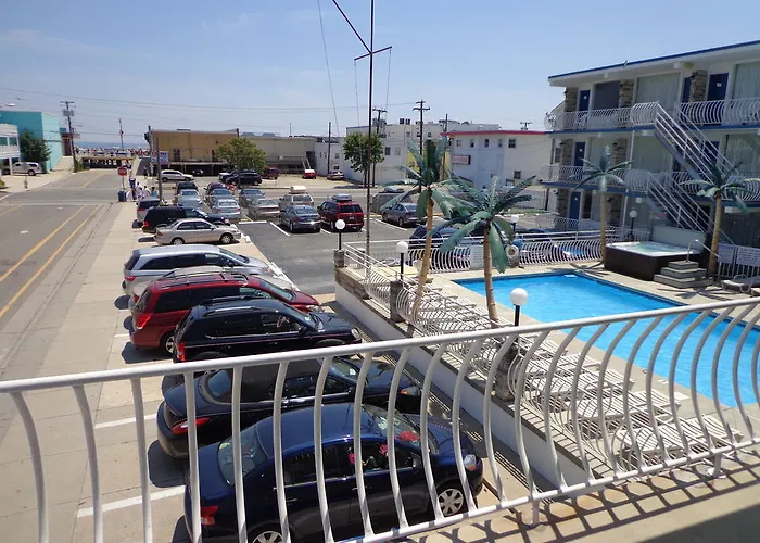 Quarterdeck Motel